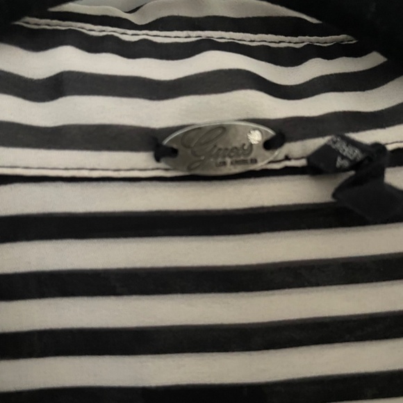 Guess black and white striped blouse - Picture 7 of 8